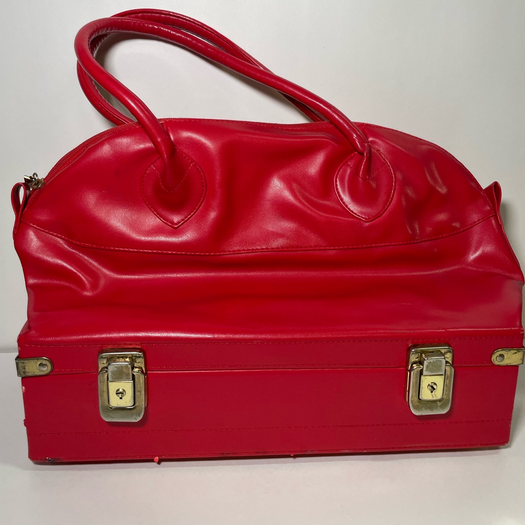Elizabeth Arden Red Door Purse
